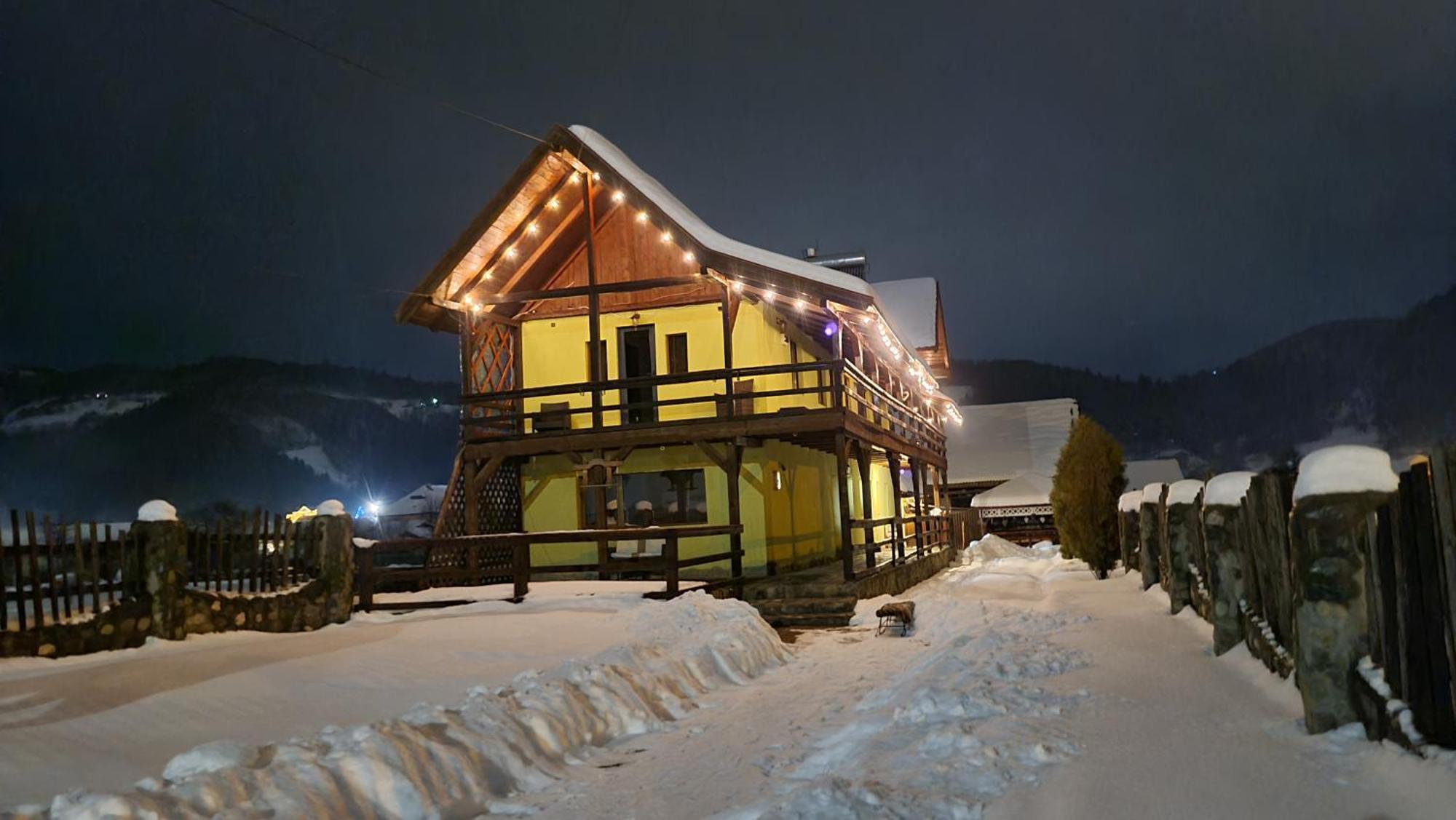 Maricom Home Zărneşti Exterior foto